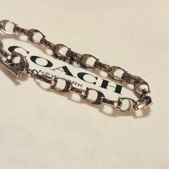 Coach Small Signature Kissing C's Bracelet - Picture 7 of 9
